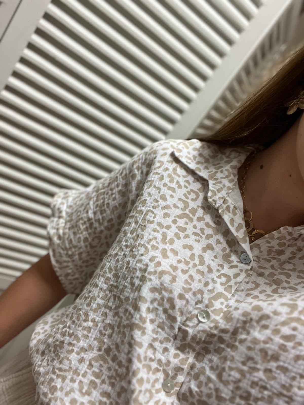 Chemise Lia à manches courte léopard