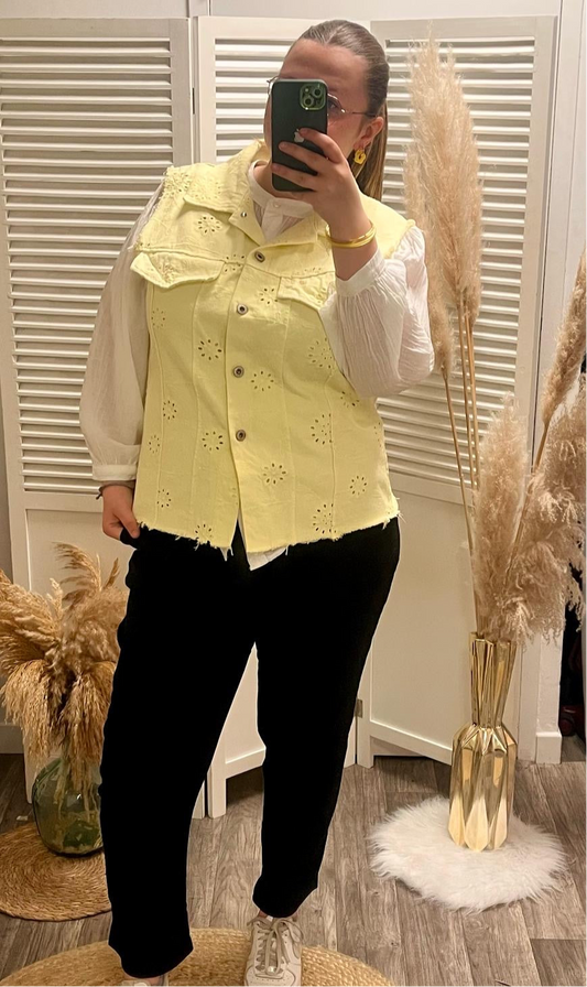 Veste Béa sans manches à fleurs jaune